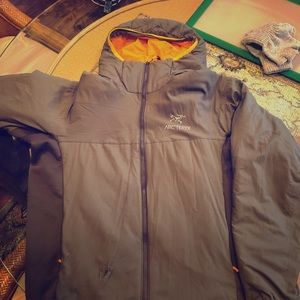 Arc’Teryx Atom LT Large